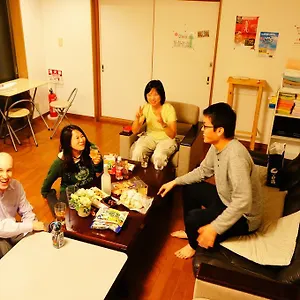 Pensión Tomato, Osaka