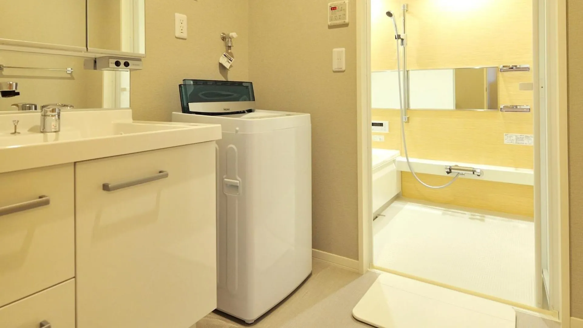 Apartment Rakutenstay X Shamaison Osaka Dekijima - Vacation Stay 12315 Japan